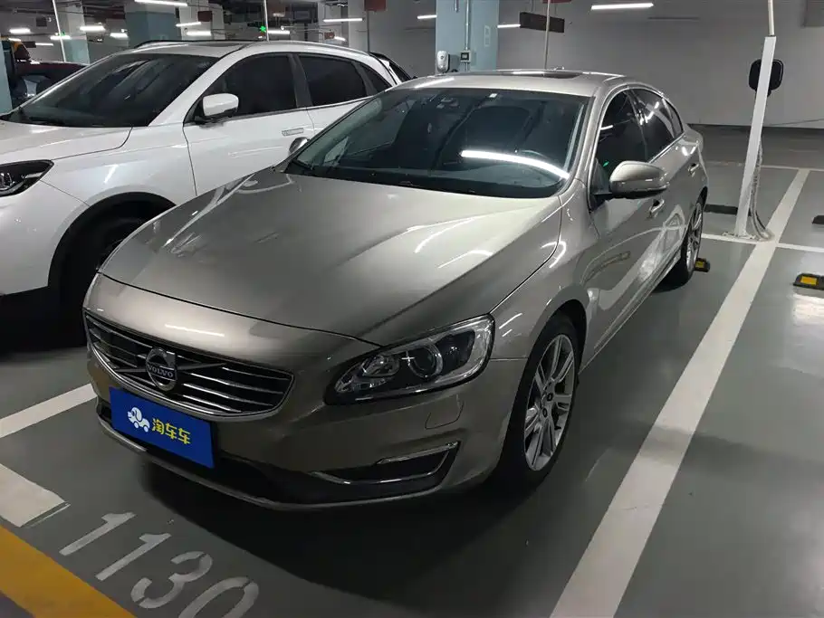 Купить Volvo S60