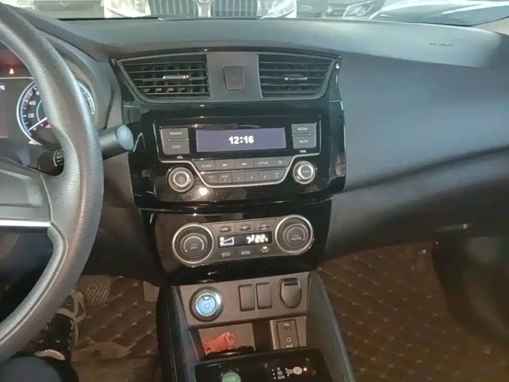 Nissan Sylphy EV — миниатюра 13
