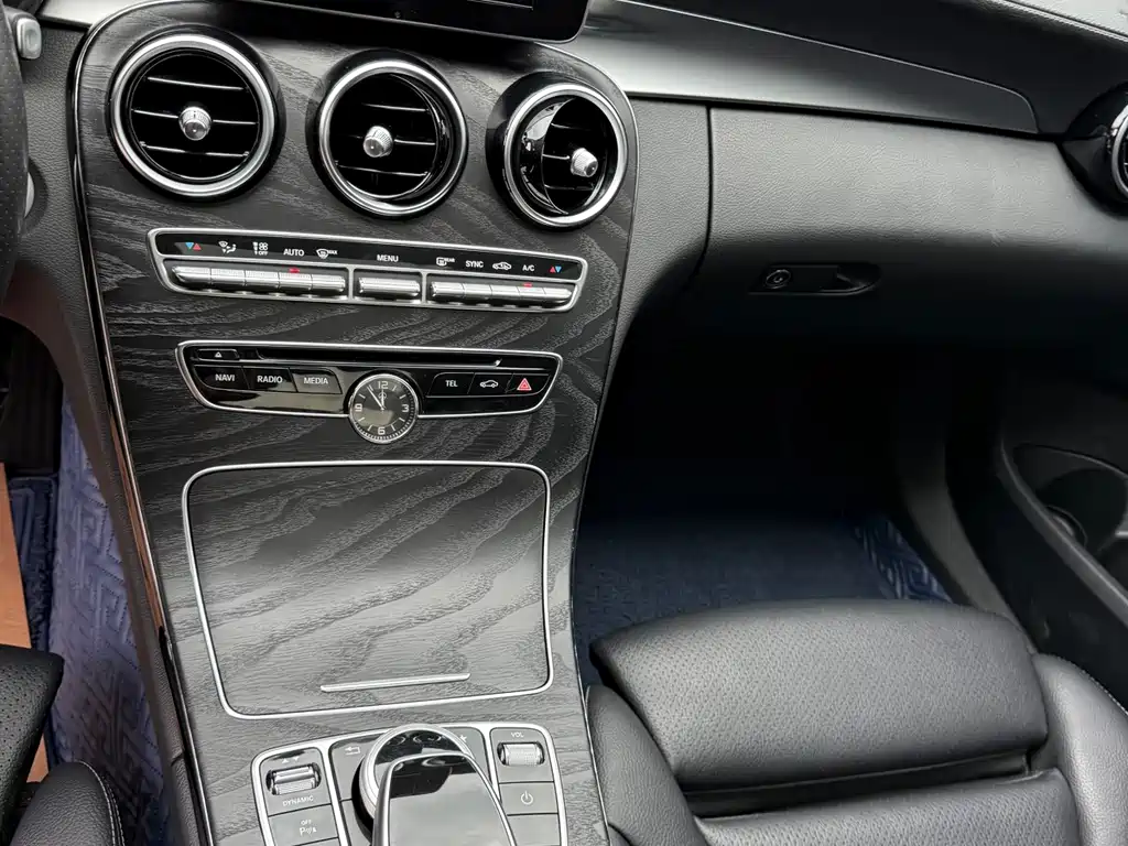 Mercedes-Benz C-Class — миниатюра 26
