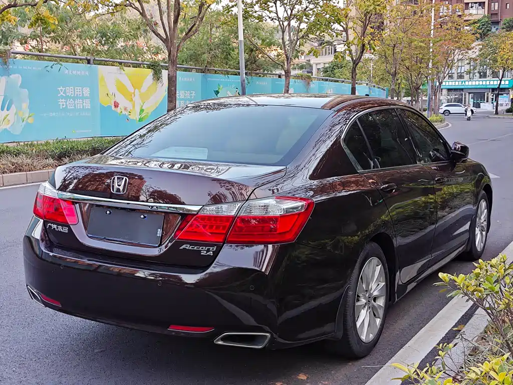 Honda Accord 2014 2.4L EX Luxury