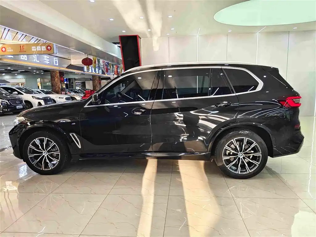 BMW X5 — миниатюра 17