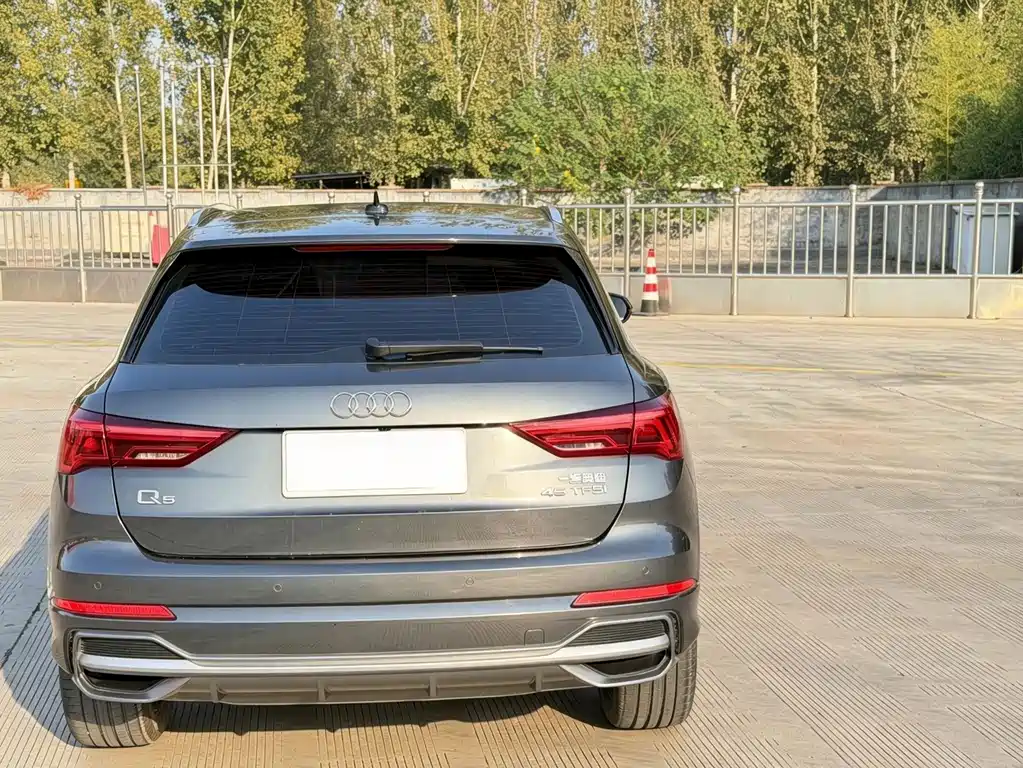 Audi Q3 — миниатюра 5