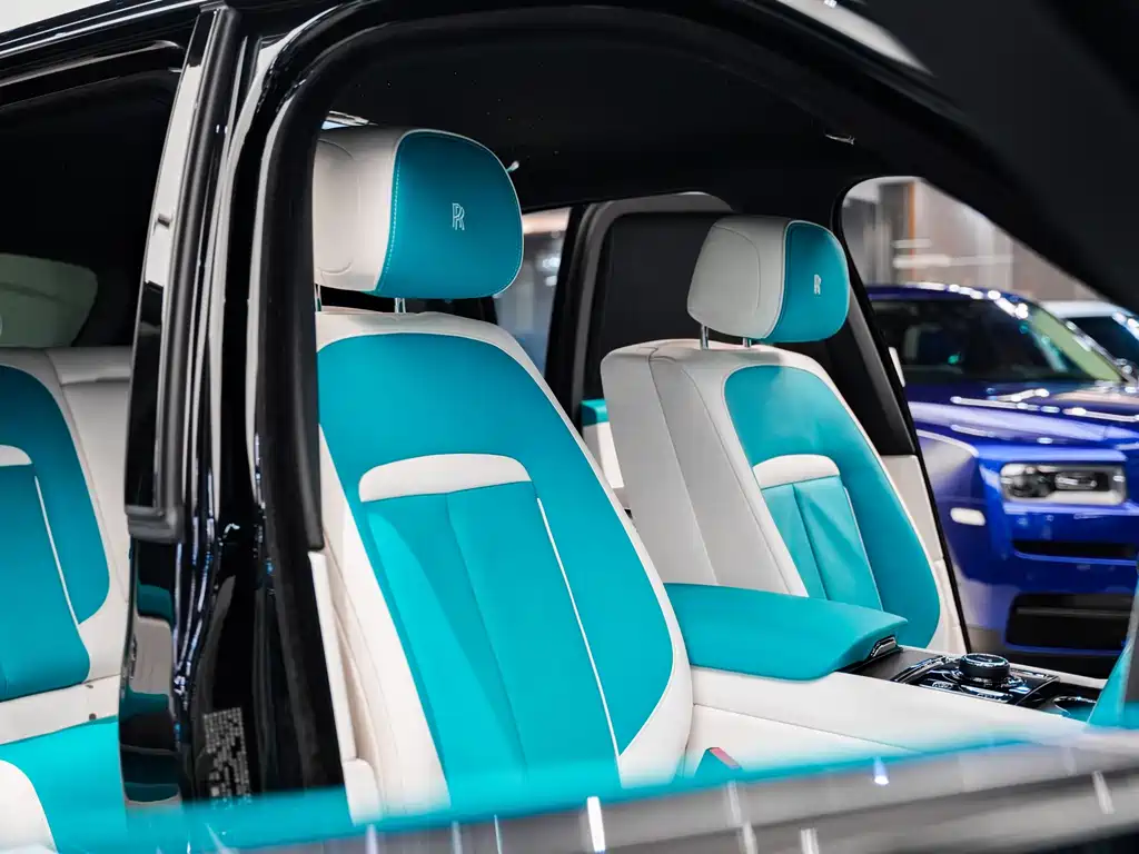 Rolls-Royce Cullinan 2018 мест