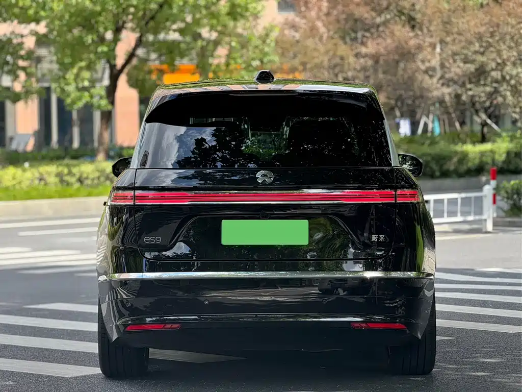 NIO 蔚来ES9 — миниатюра 5