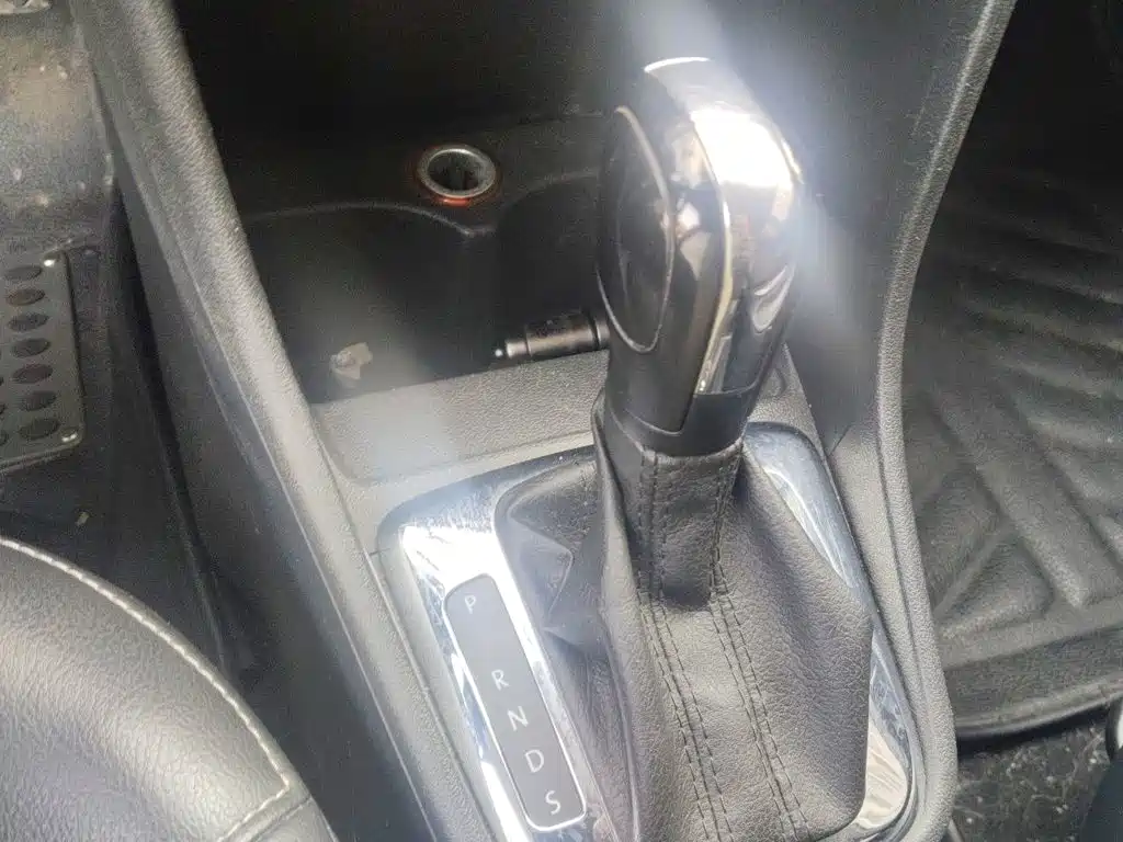Volkswagen Santana — миниатюра 7