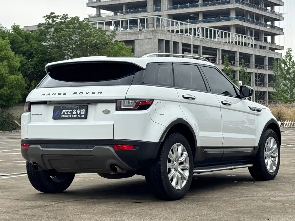 Land Rover Evoque — миниатюра 7