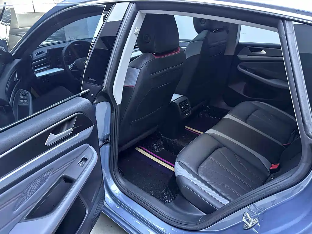 Volkswagen Lamando — миниатюра 13