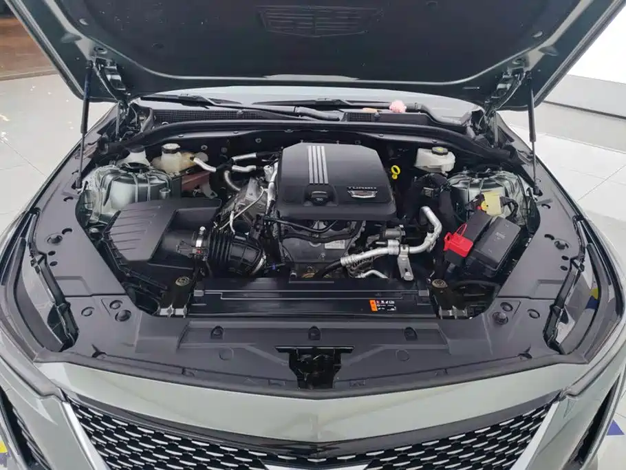 Cadillac CT5 — миниатюра 10