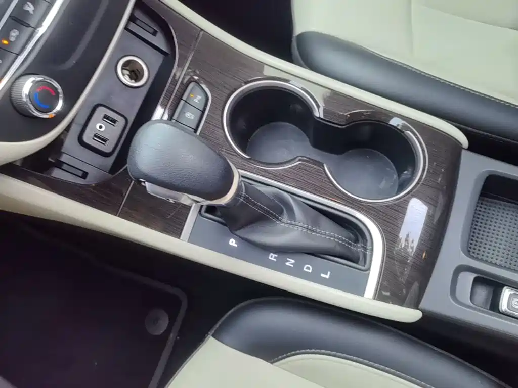 Buick Verano — миниатюра 14