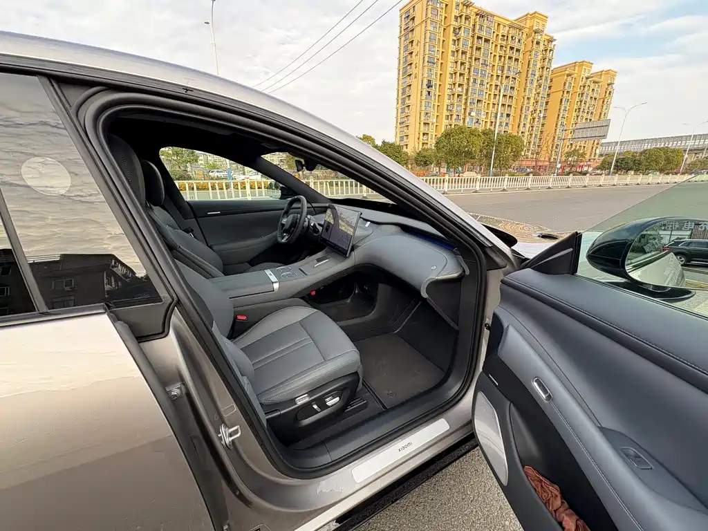 XIAOMI CAR XIAOMI YU7