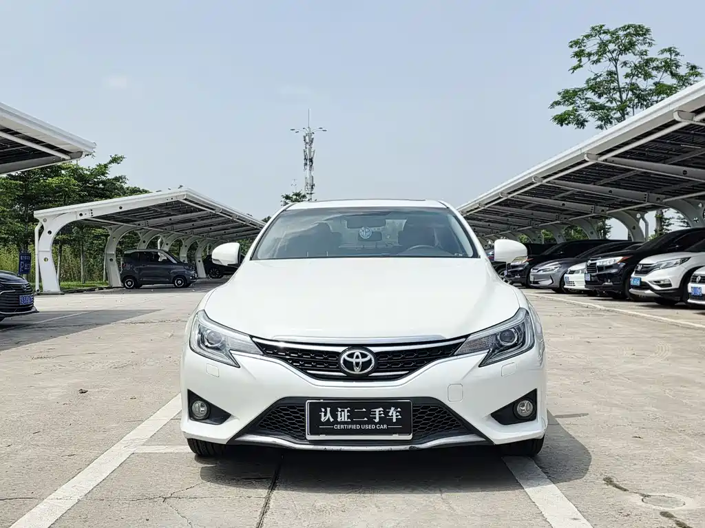 Toyota Reiz 2013 2.5V