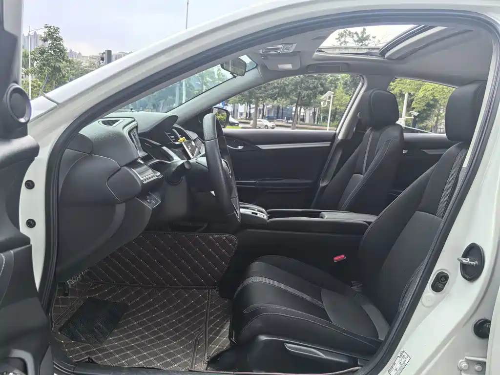 Honda Civic — миниатюра 9