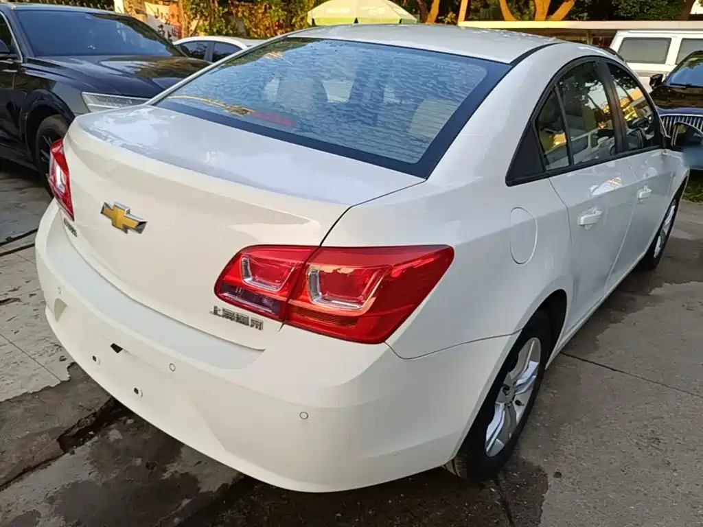 Chevrolet Cruze — миниатюра 7