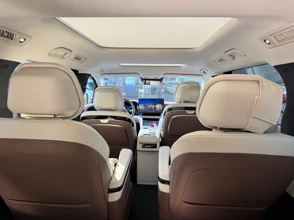 BYD Xia — миниатюра 4