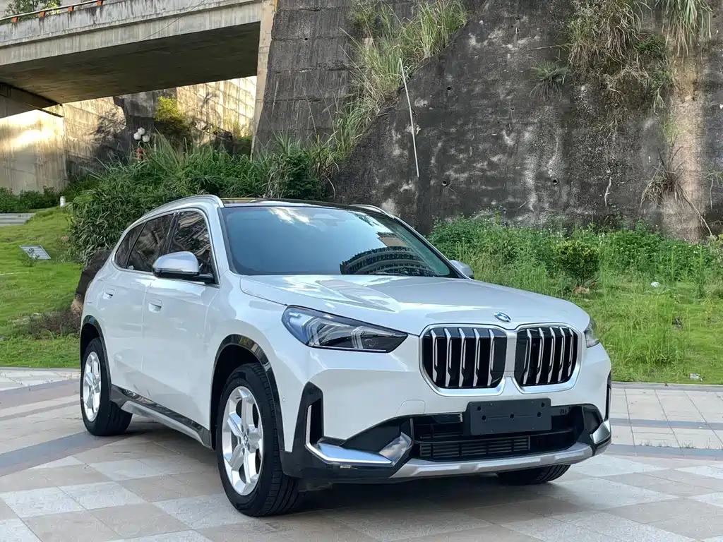 BMW X1 2023 sDrive20Li X