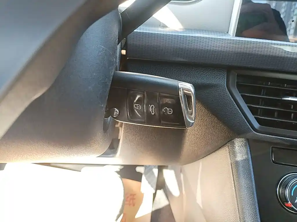 Volkswagen Bora — миниатюра 9