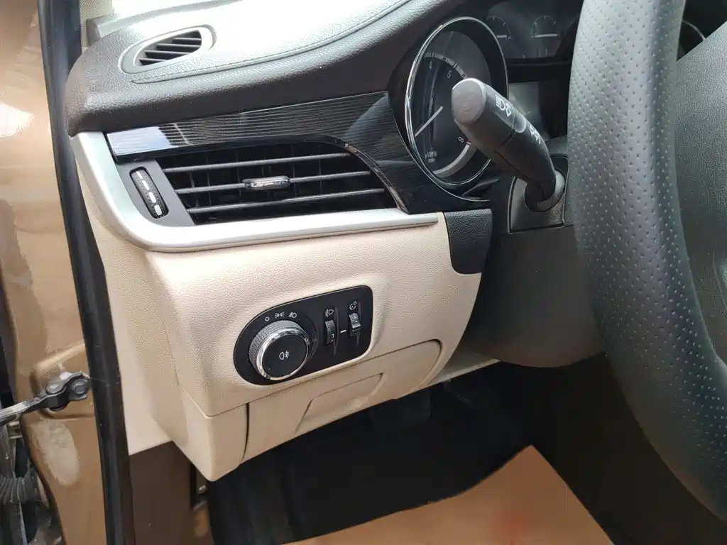 Buick Verano — миниатюра 18