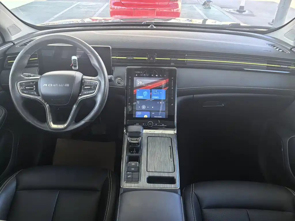Roewe RX5 — миниатюра 12