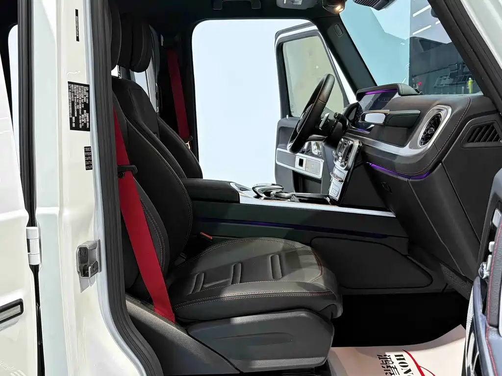 Mercedes-Benz G-Class — миниатюра 13