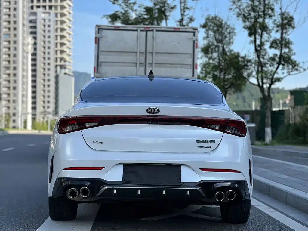 Kia K5 — миниатюра 15