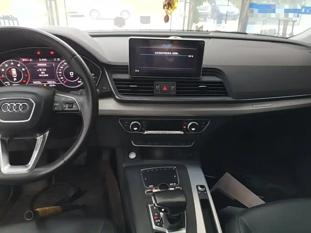 Audi Q5L — миниатюра 13