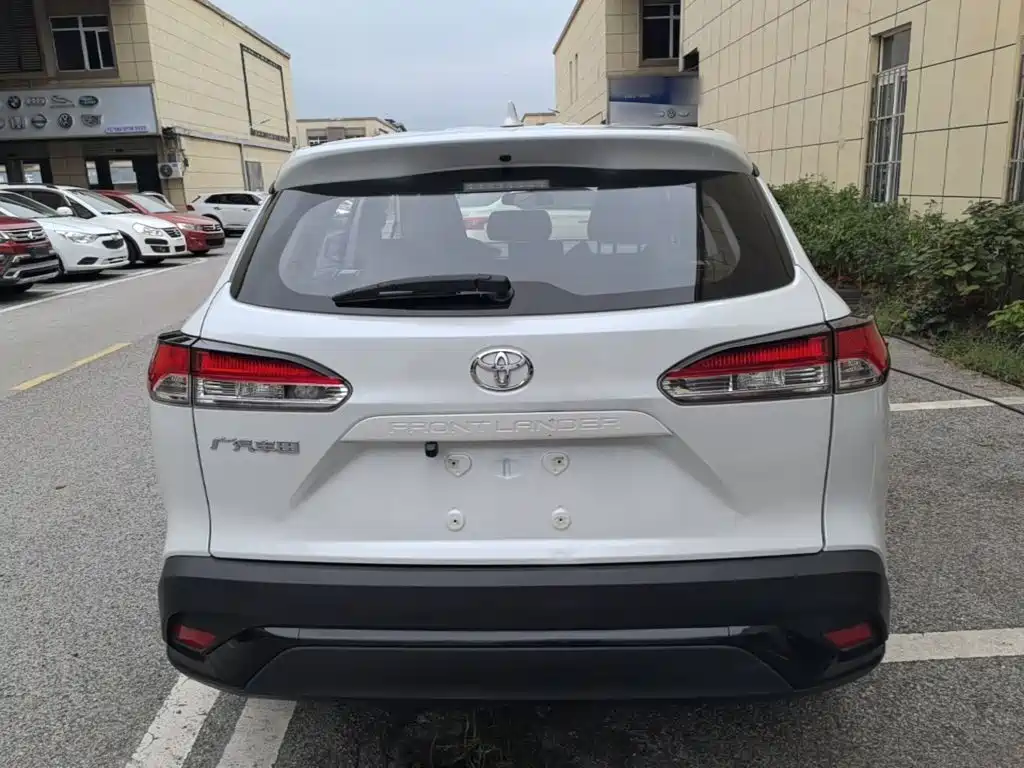 Toyota Frontlander — миниатюра 6