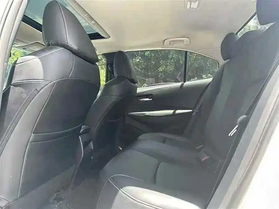 Toyota Corolla — миниатюра 6