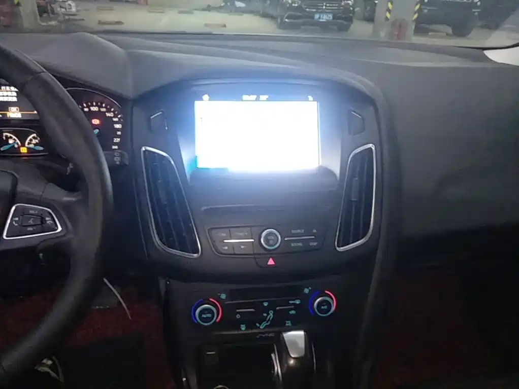 Ford Focus — миниатюра 13
