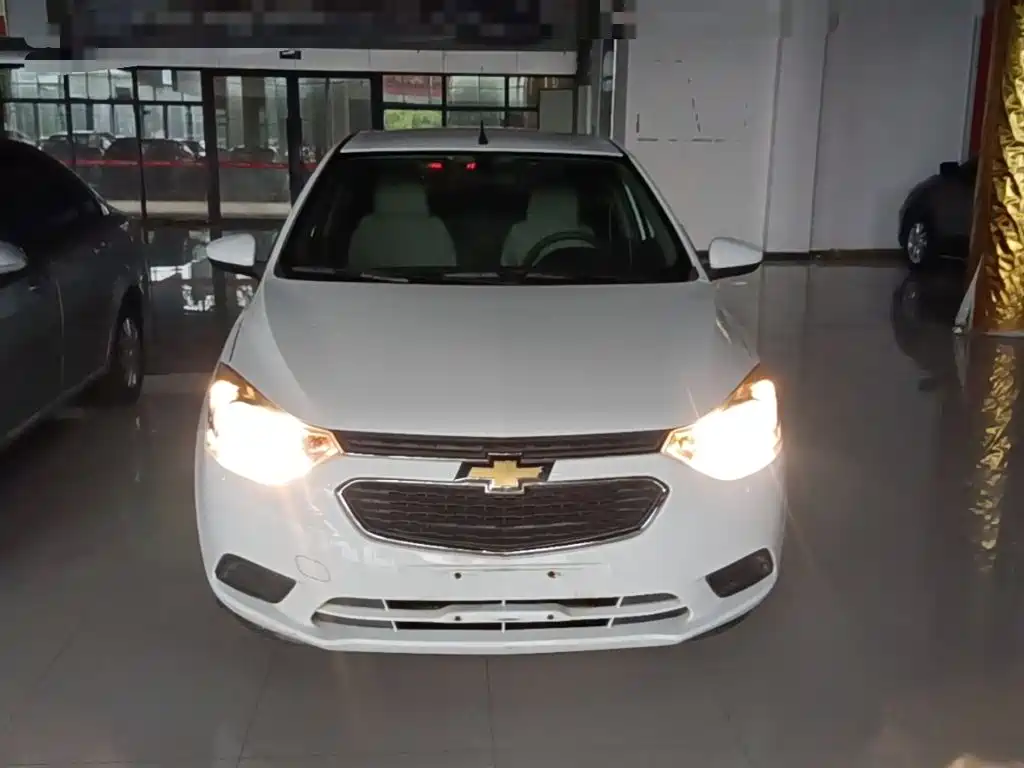 Chevrolet Sail — миниатюра 3