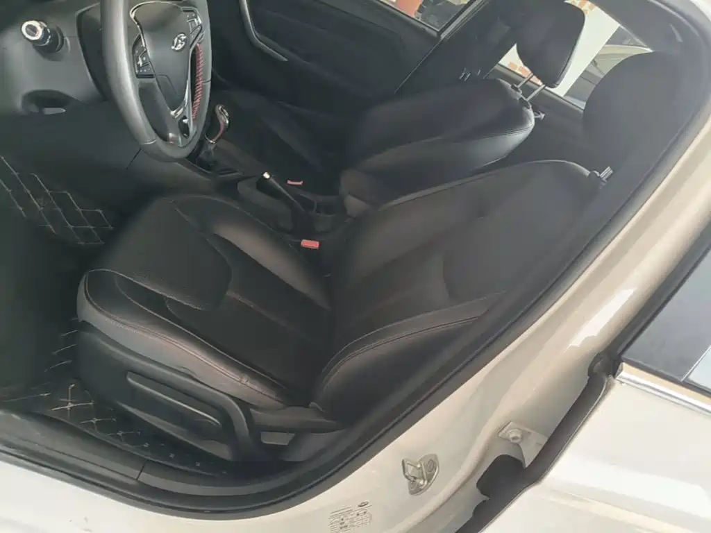 Chery Arrizo 5 — миниатюра 15