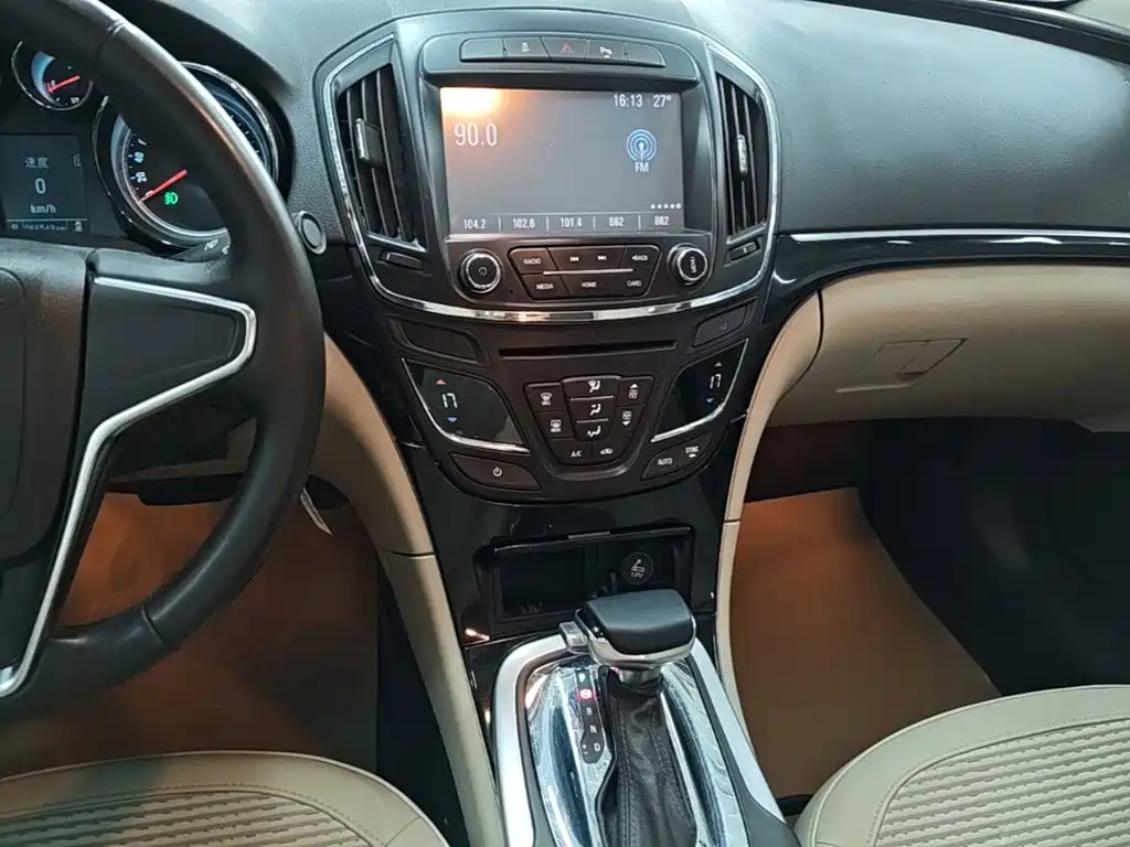 Buick Regal — миниатюра 13