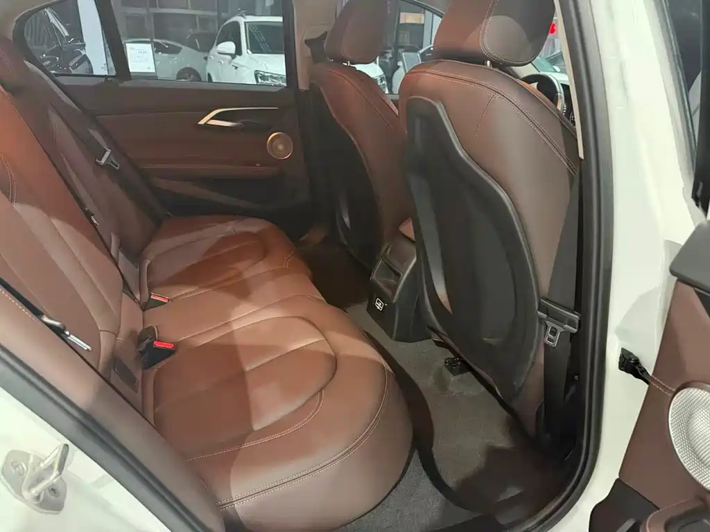 BMW 1 Series — миниатюра 8