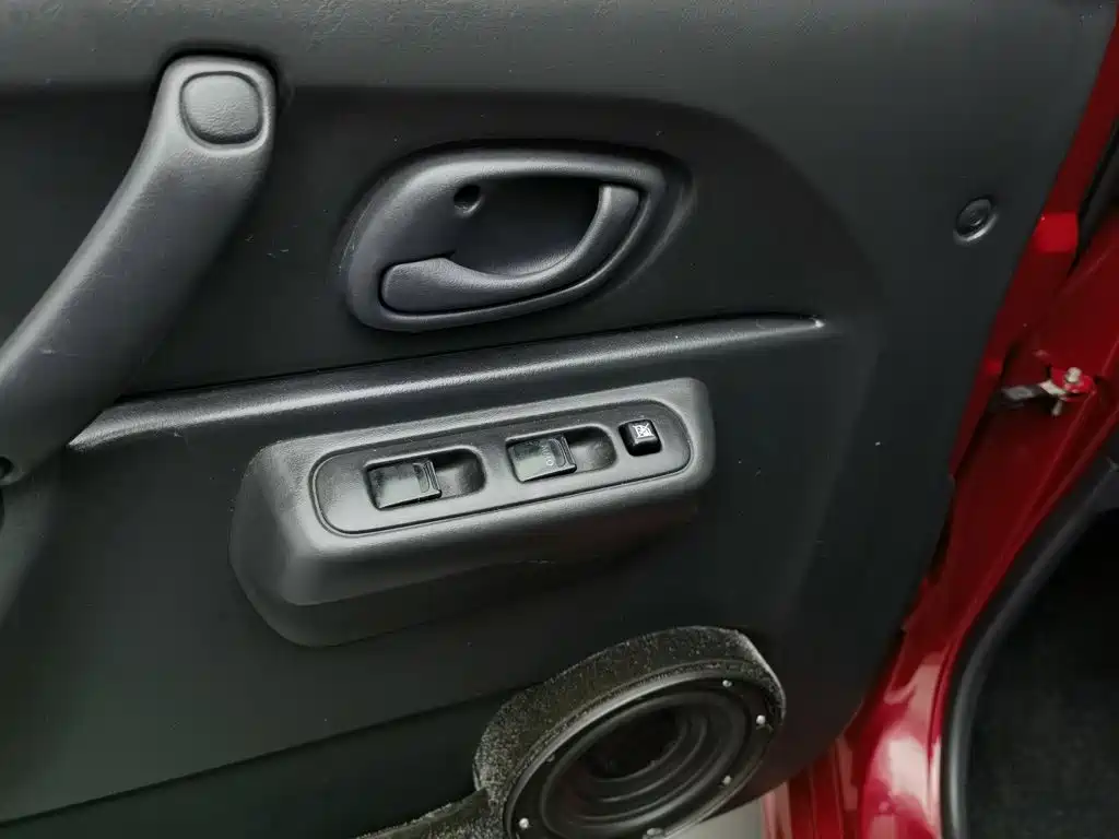Suzuki Jimny — миниатюра 9