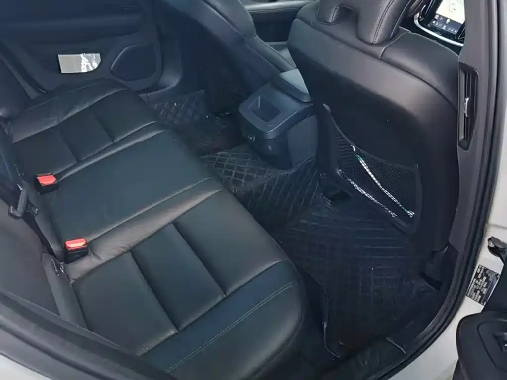 Volvo S60 — миниатюра 11