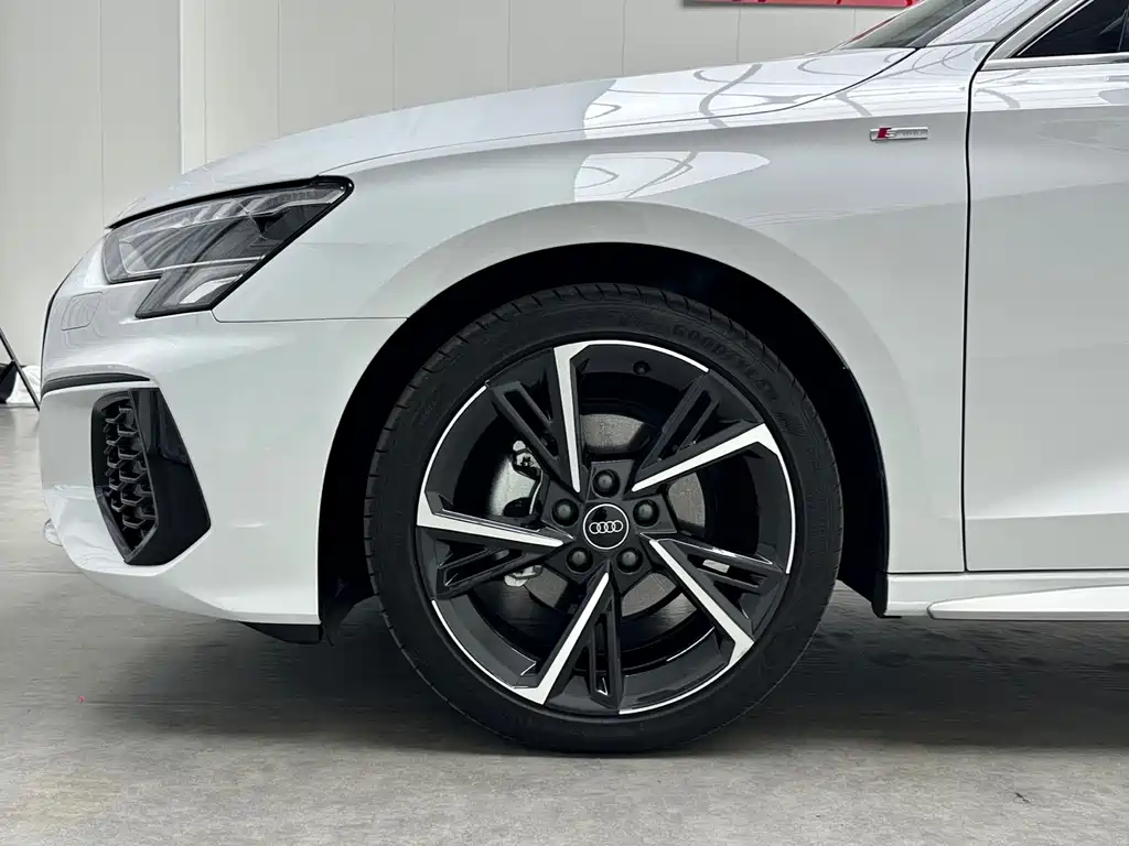 Audi A3 — миниатюра 18