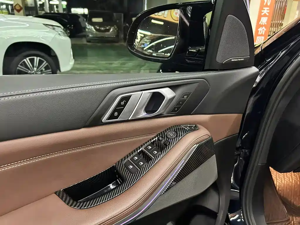 BMW X5 (Import) — миниатюра 6