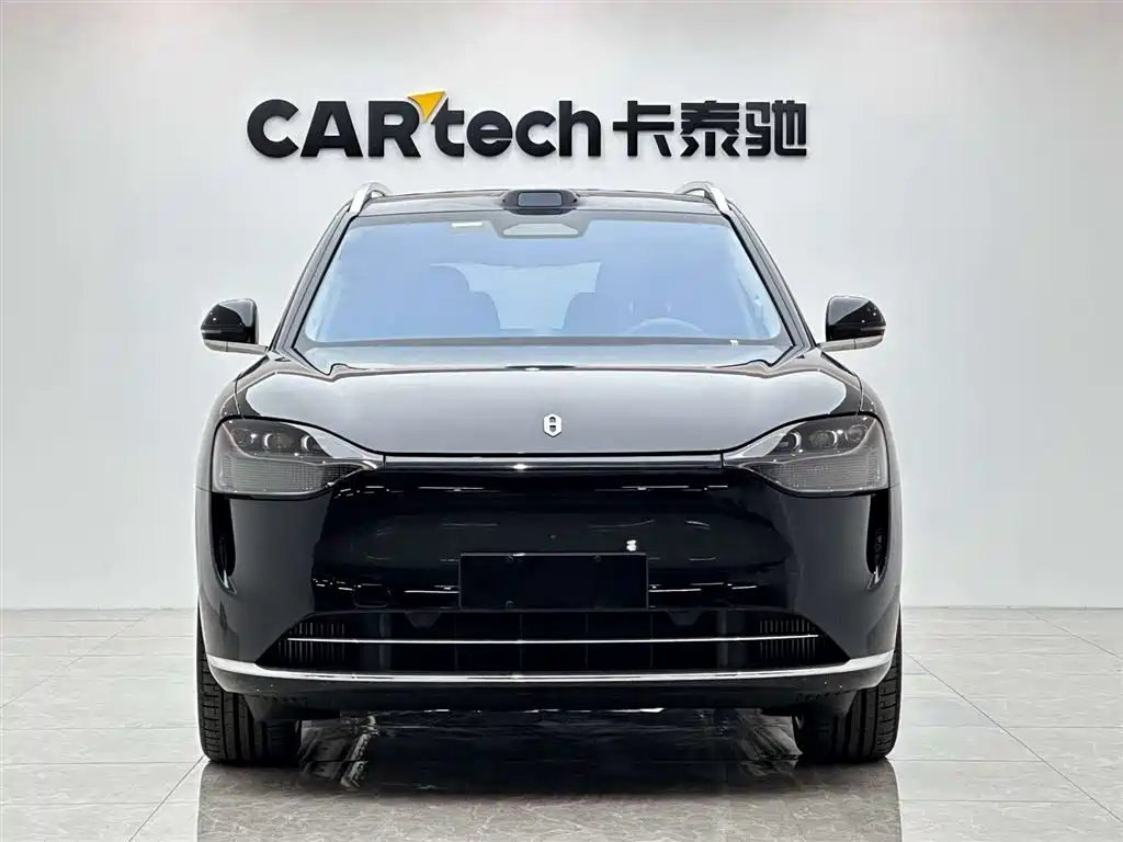 AITO ASK THE WORLD M9