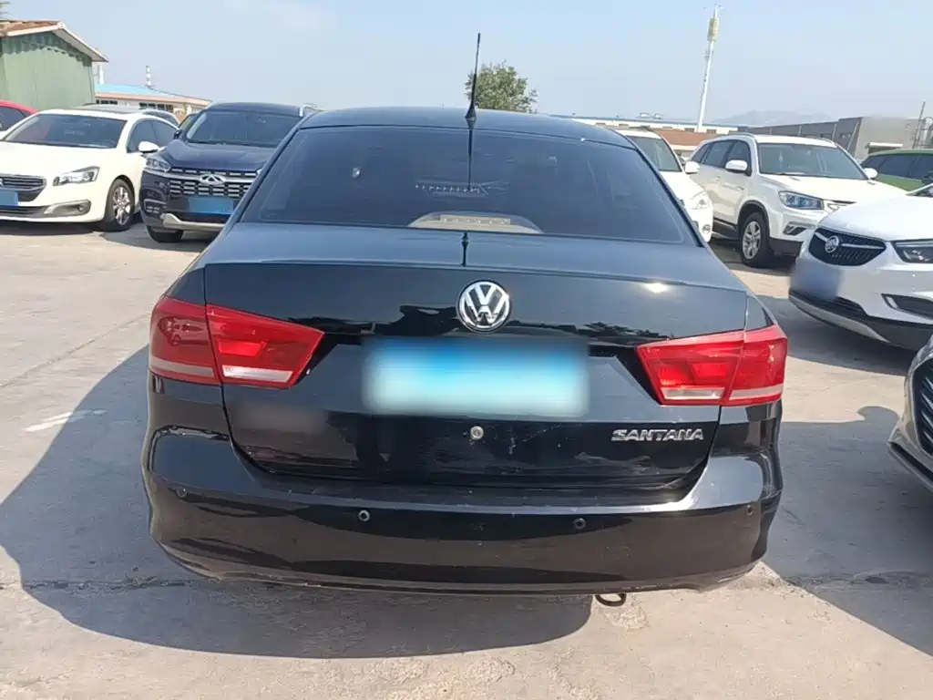 Volkswagen Santana — миниатюра 6