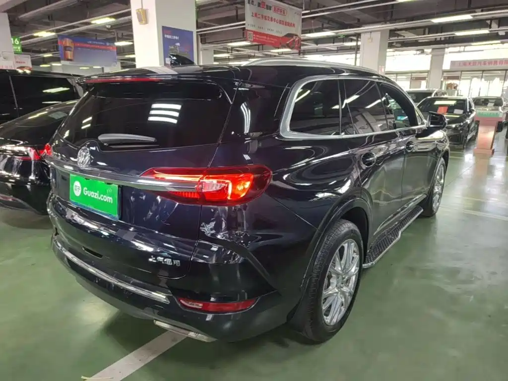 Buick Enclave — миниатюра 7