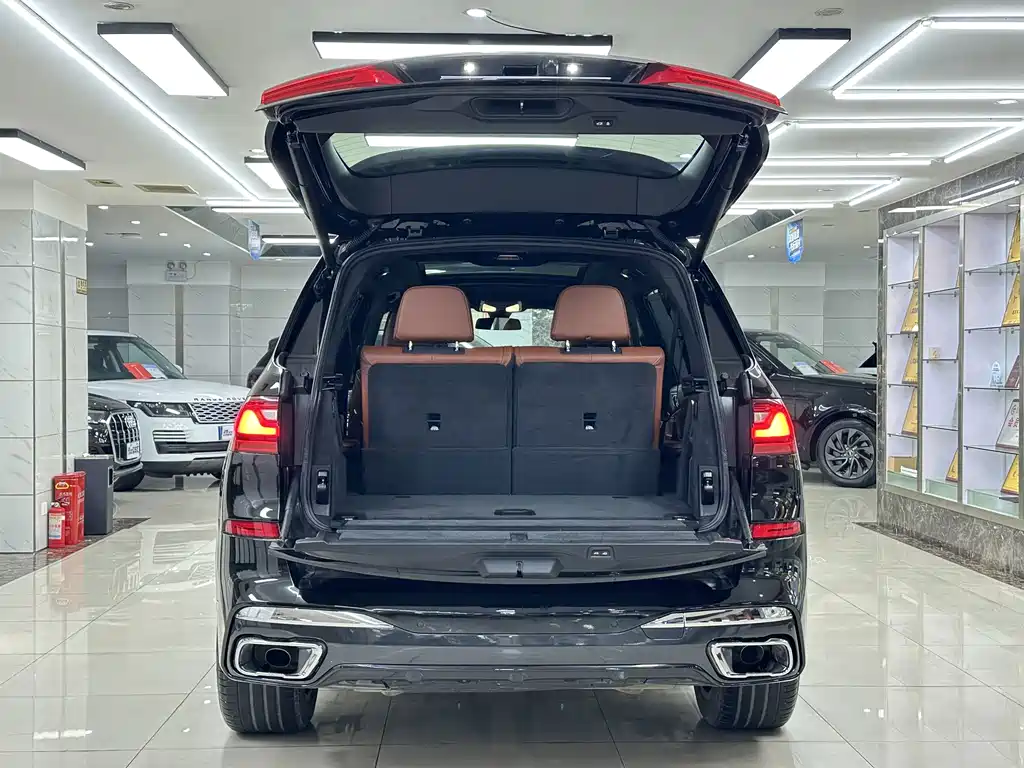 BMW X7 — миниатюра 7