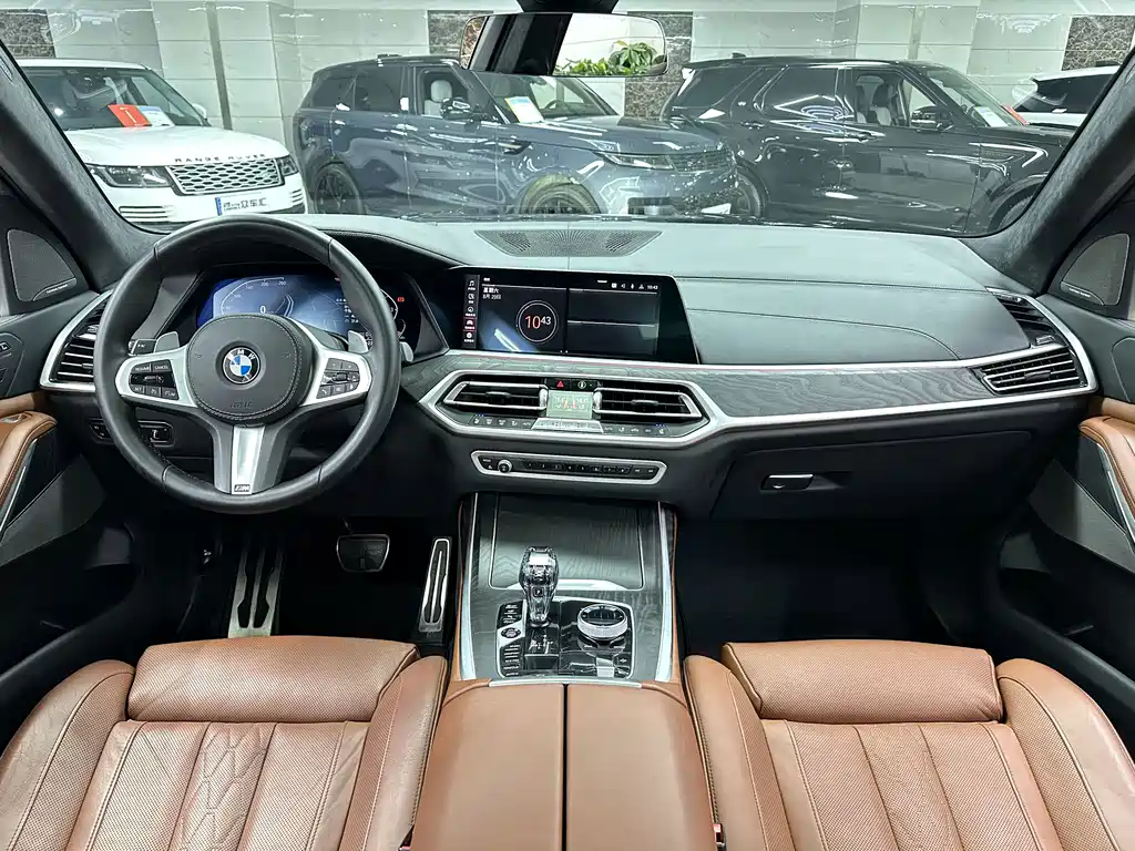BMW X7 — миниатюра 17