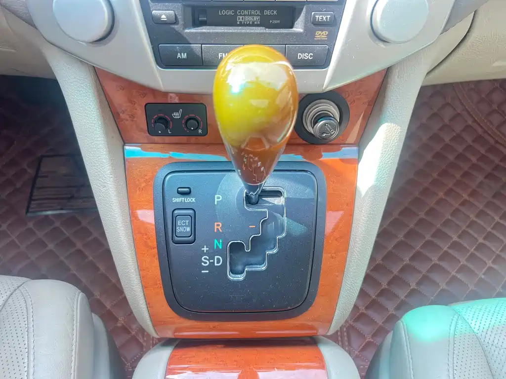 Lexus RX Classic — миниатюра 24