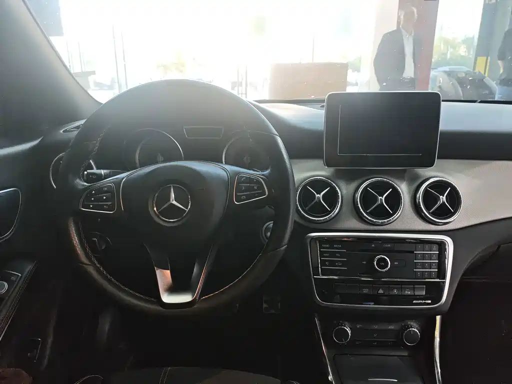 Mercedes-Benz CLA (Import) — миниатюра 12