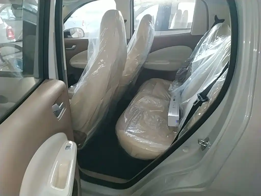 Wuling MINIEV — миниатюра 17
