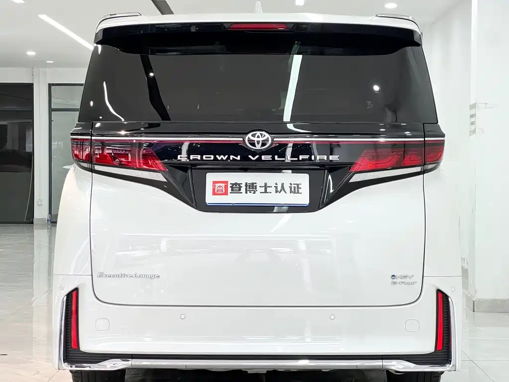 Toyota Vellfire — миниатюра 11