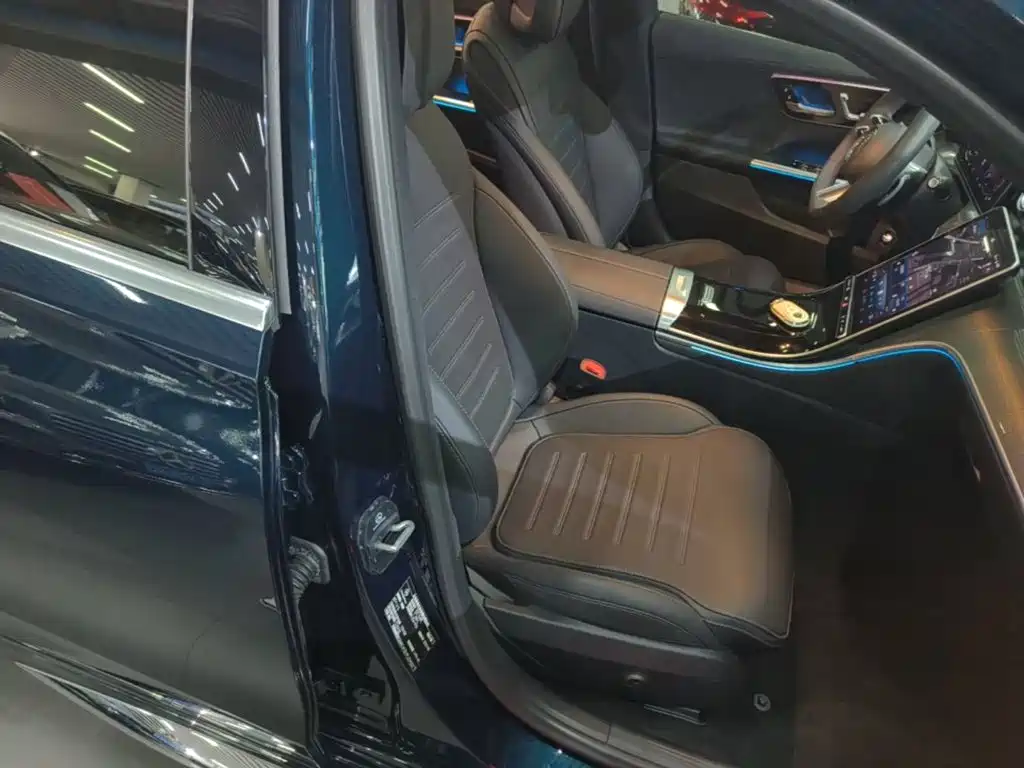 Mercedes-Benz C-Class — миниатюра 25