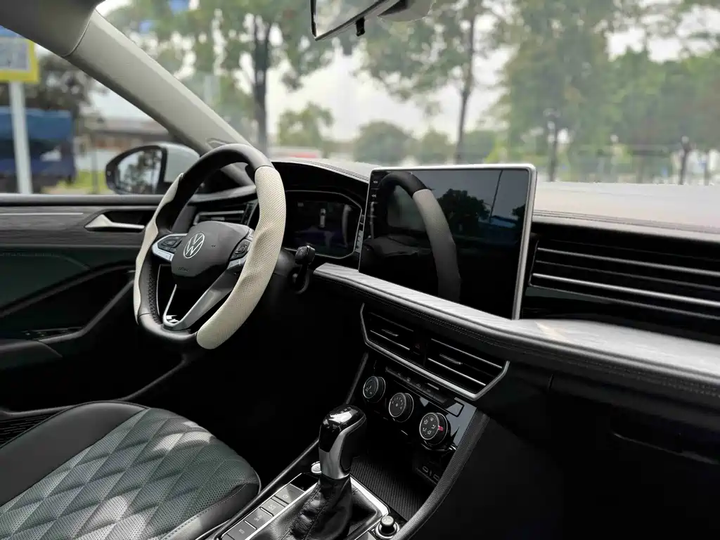 Volkswagen Sagitar — миниатюра 21