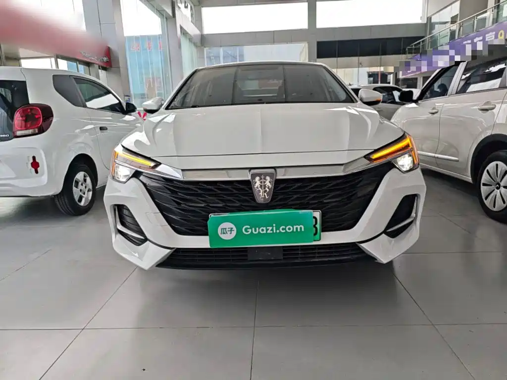 Roewe i6 MAX New Energy — миниатюра 3