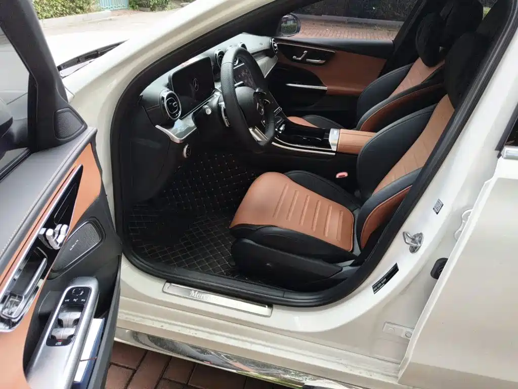 Mercedes-Benz C-Class — миниатюра 14