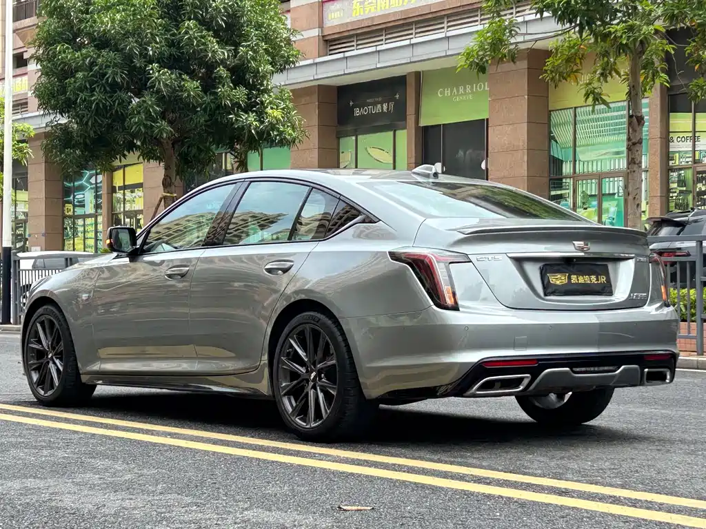 Cadillac CT5 — миниатюра 4